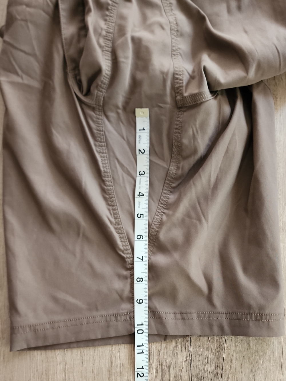 Duluth Trading Flex Dry On The Fly Cargo Hiking Shorts Tan Size 40 - Picture 6 of 6